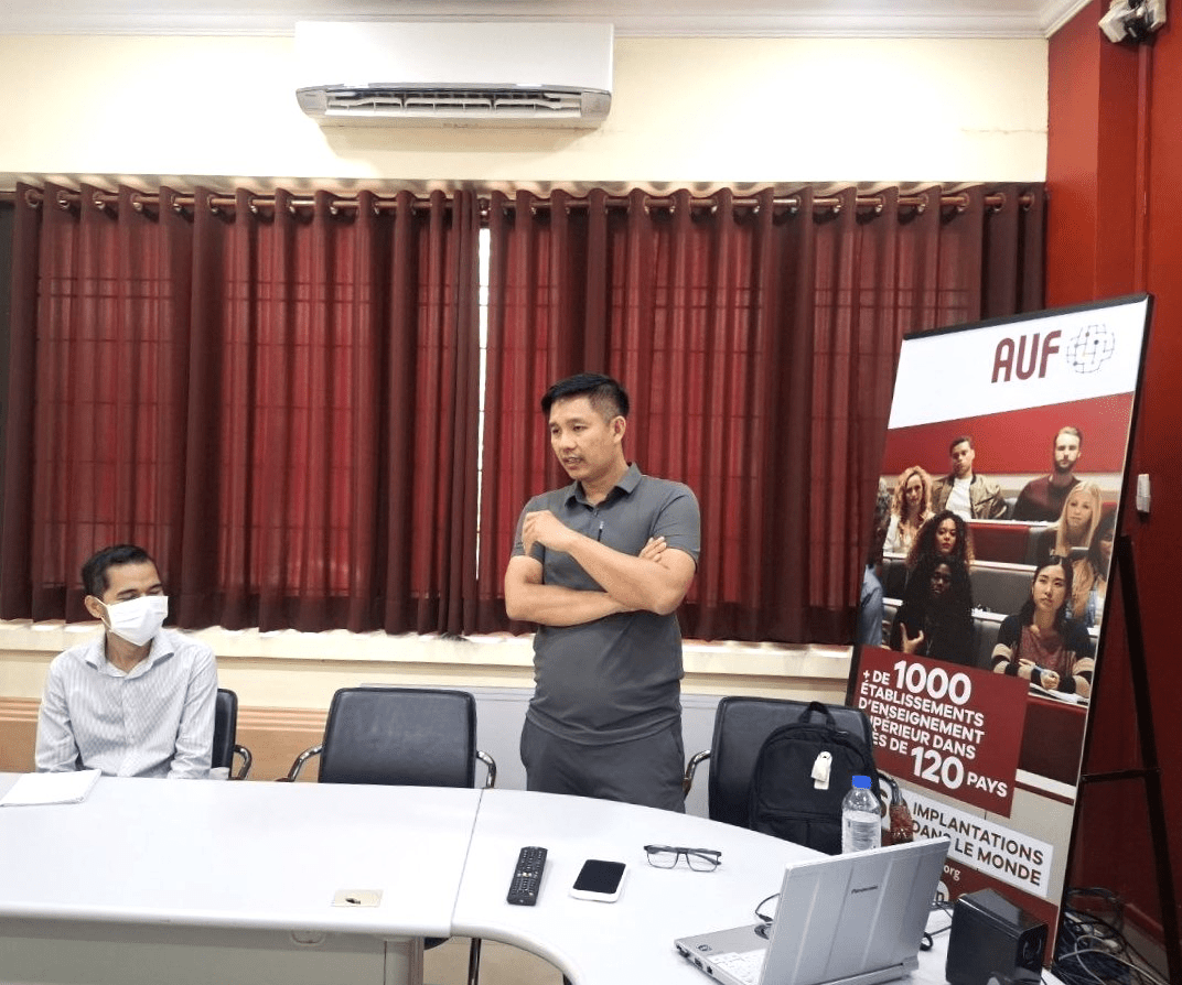 :mortar_board::flag-kh: Entrepreneuriat | Lancement de la formation au CEF de Phnom Penh