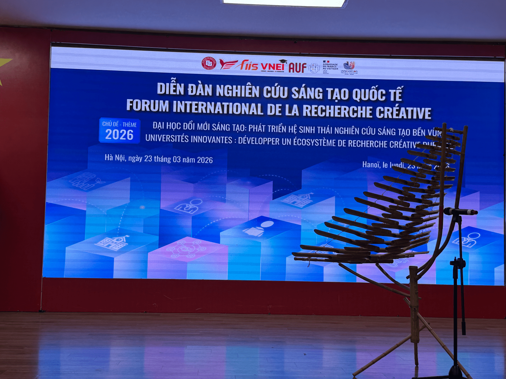  Hanoï - Viêt Nam : À l'ESCE, un colloque pour faire avancer la recherche créative 