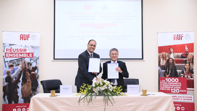 Danang : Signature de l’Accord-Cadre de Partenariat entre l’AUF et la Ville de Danang pour la promotion de la Citoyenneté Numérique